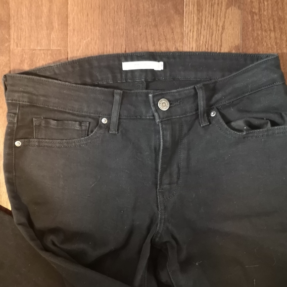 Levi's 711 Skinny Filforme Black Pants - Picture 5 of 6